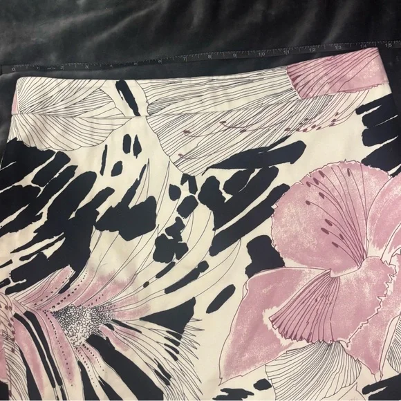 Elie Tahari Floral Pencil Skirt - Picture 9 of 13